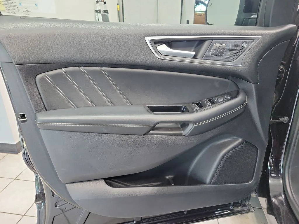 Used 2019 Black Ford ST image 40