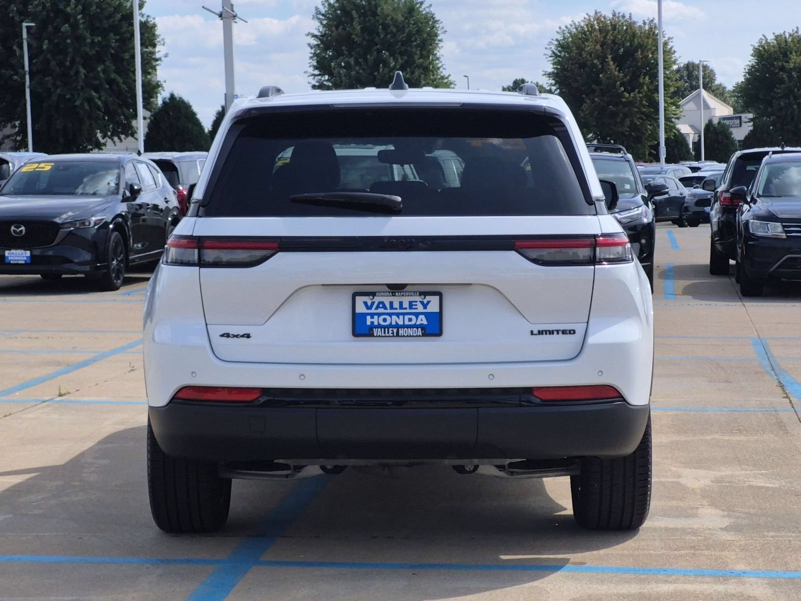 Used 2024 Bright White Clearcoat Jeep Limited image 7