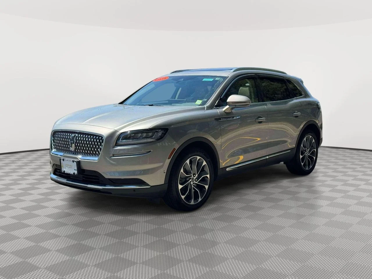 Used 2023 JEWEL SANDSTONE METALLIC PC Lincoln Reserve image 3