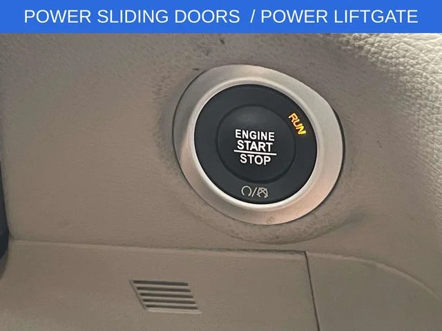 2022 Chrysler Pacifica Touring L - Photo 26