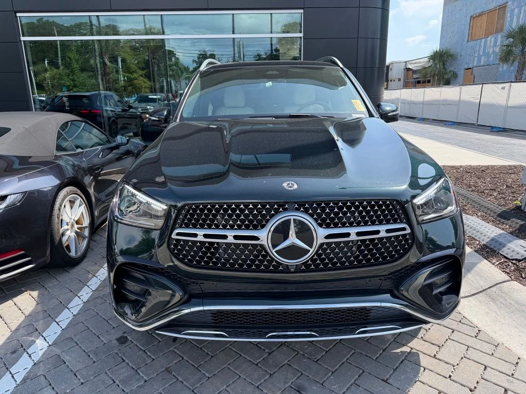 Certified Used 2024 Emerald Green Metallic Mercedes-Benz GLE 350 image 3