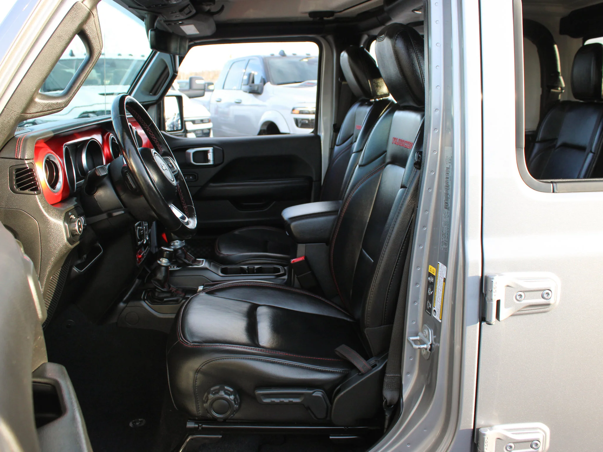 Certified Used 2020 Silver Jeep Rubicon * One Owner | V6 | Trailer Tow | Heated Seats | Alpine | Apple CarPlay | Diff Locks image 3