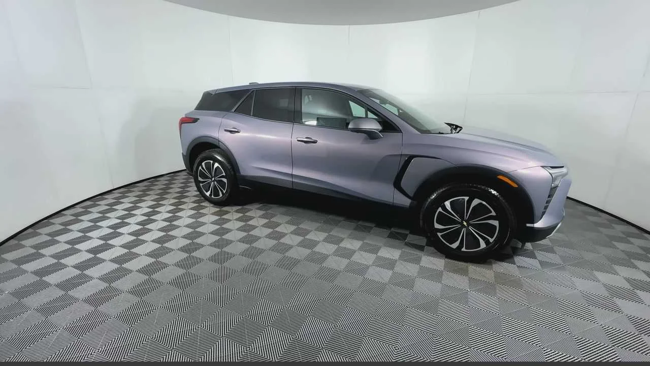 2026 Chevrolet Blazer EV LT - Photo 18