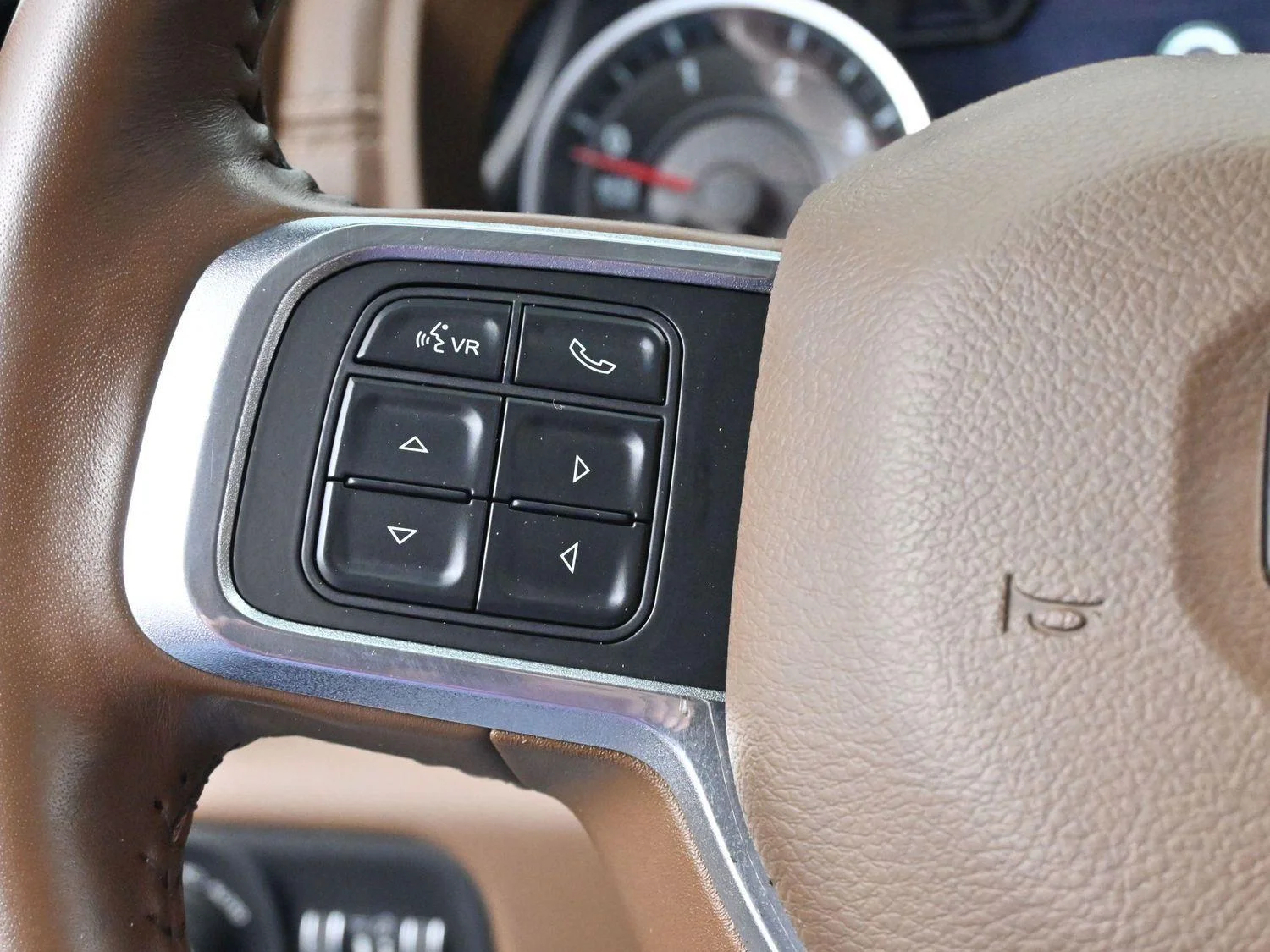 2022 RAM Ram 3500 Pickup Laramie - Photo 18