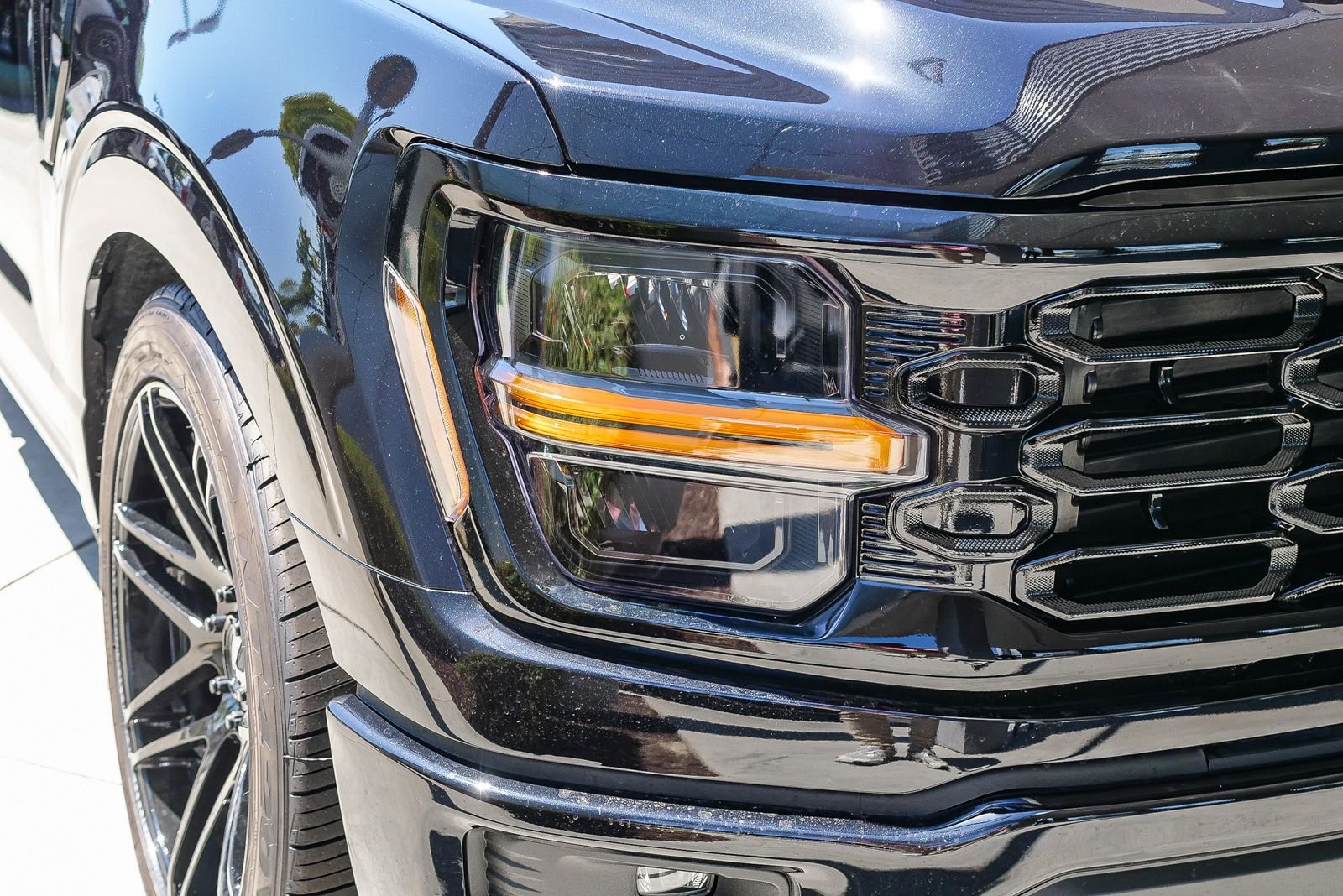 New 2026 Agate Black Metallic Ford XL image 9