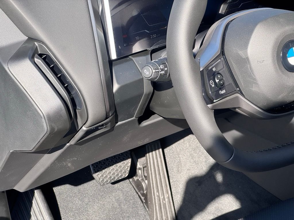 2026 BMW X3 30 - Photo 14