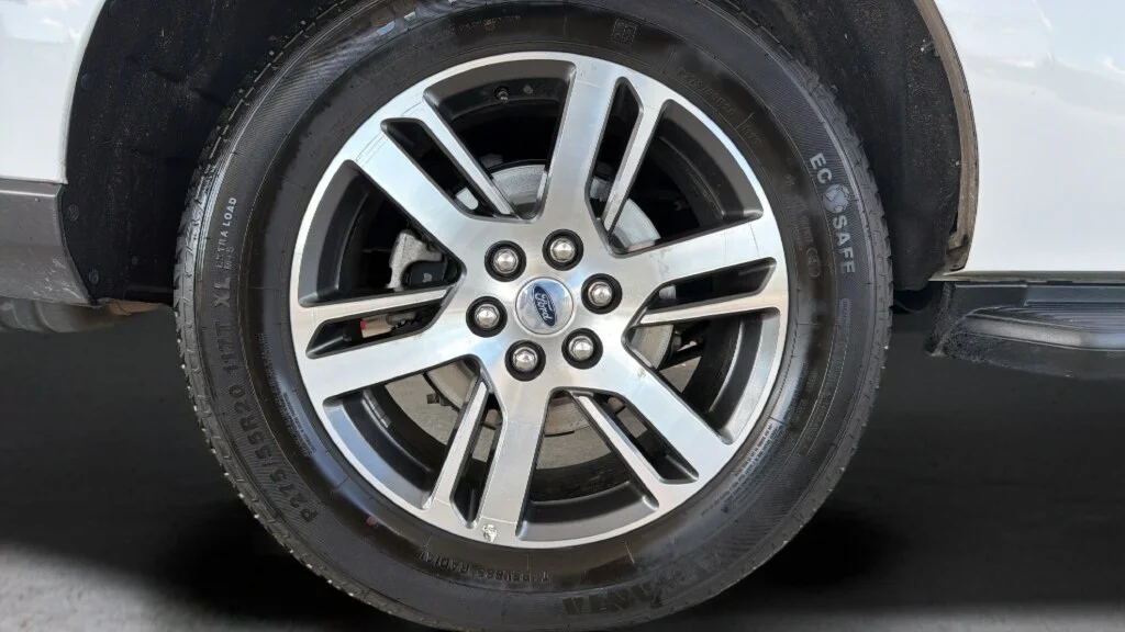 Used 2024 Oxford White Ford Limited image 16