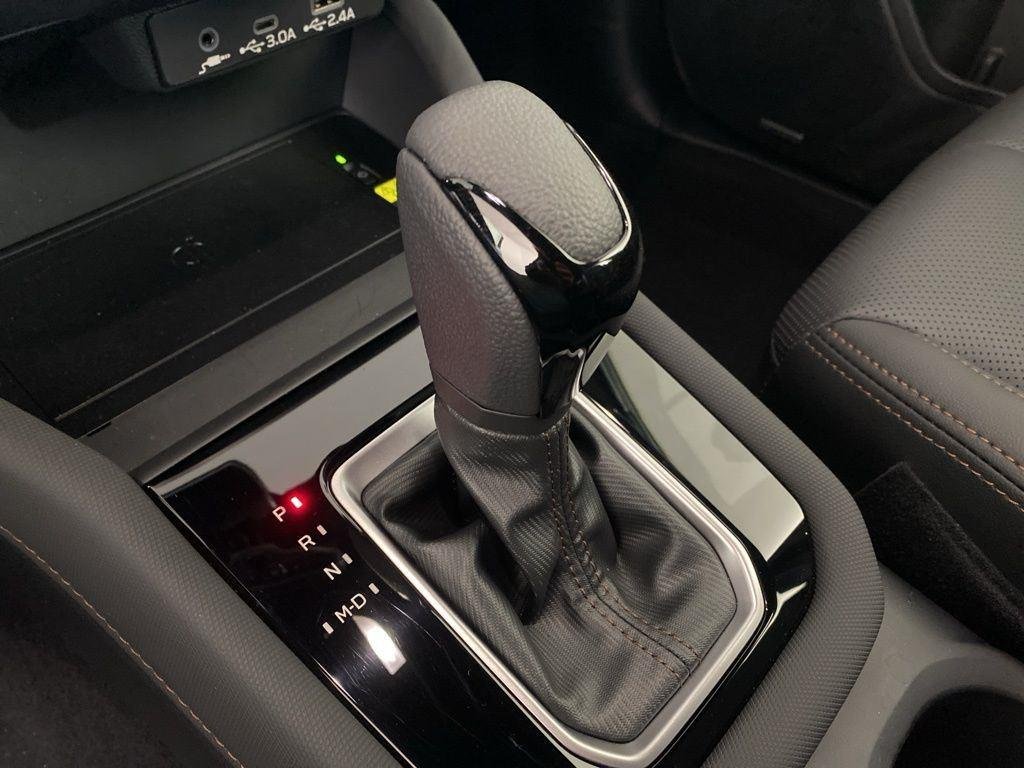 New 2025 Crystal Black Silica Subaru Touring image 20