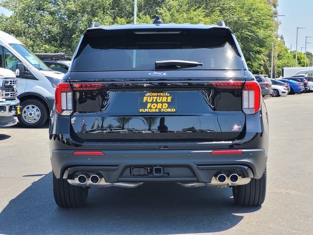 New 2025 Agate Black Metallic Ford ST image 5