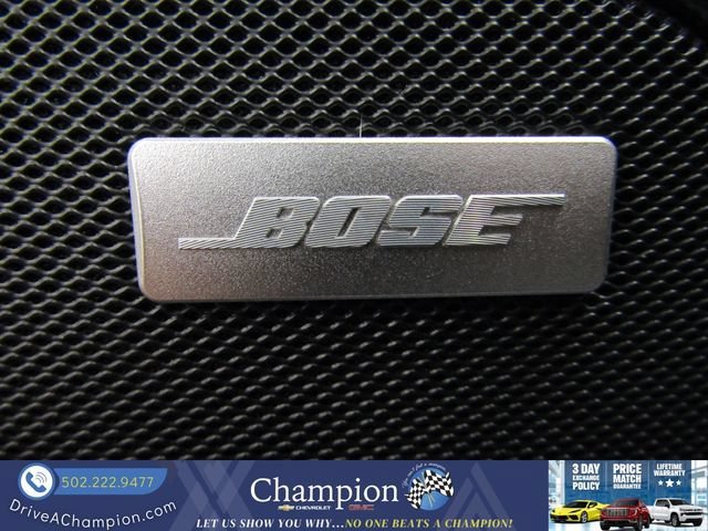 Used 2023 SUMMIT WHITE GMC SLT image 30