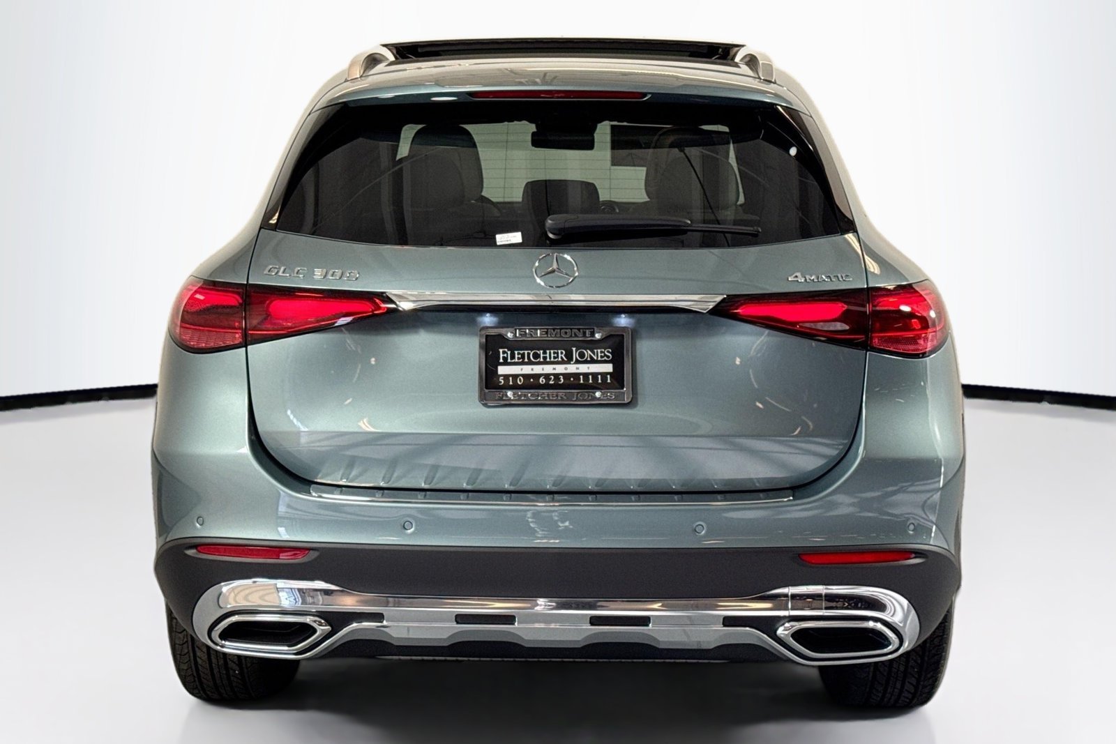 New 2026 Verde Silver Metallic Mercedes-Benz GLC 300 image 6
