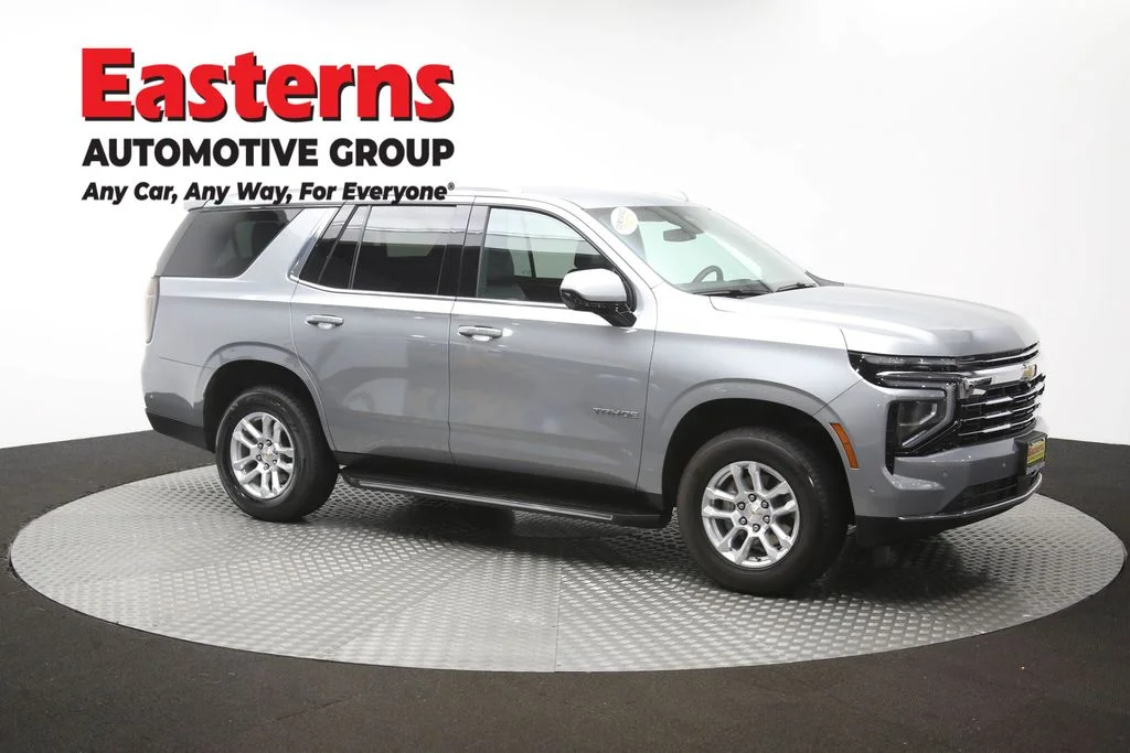Used 2025 Gray Chevrolet LT image 51