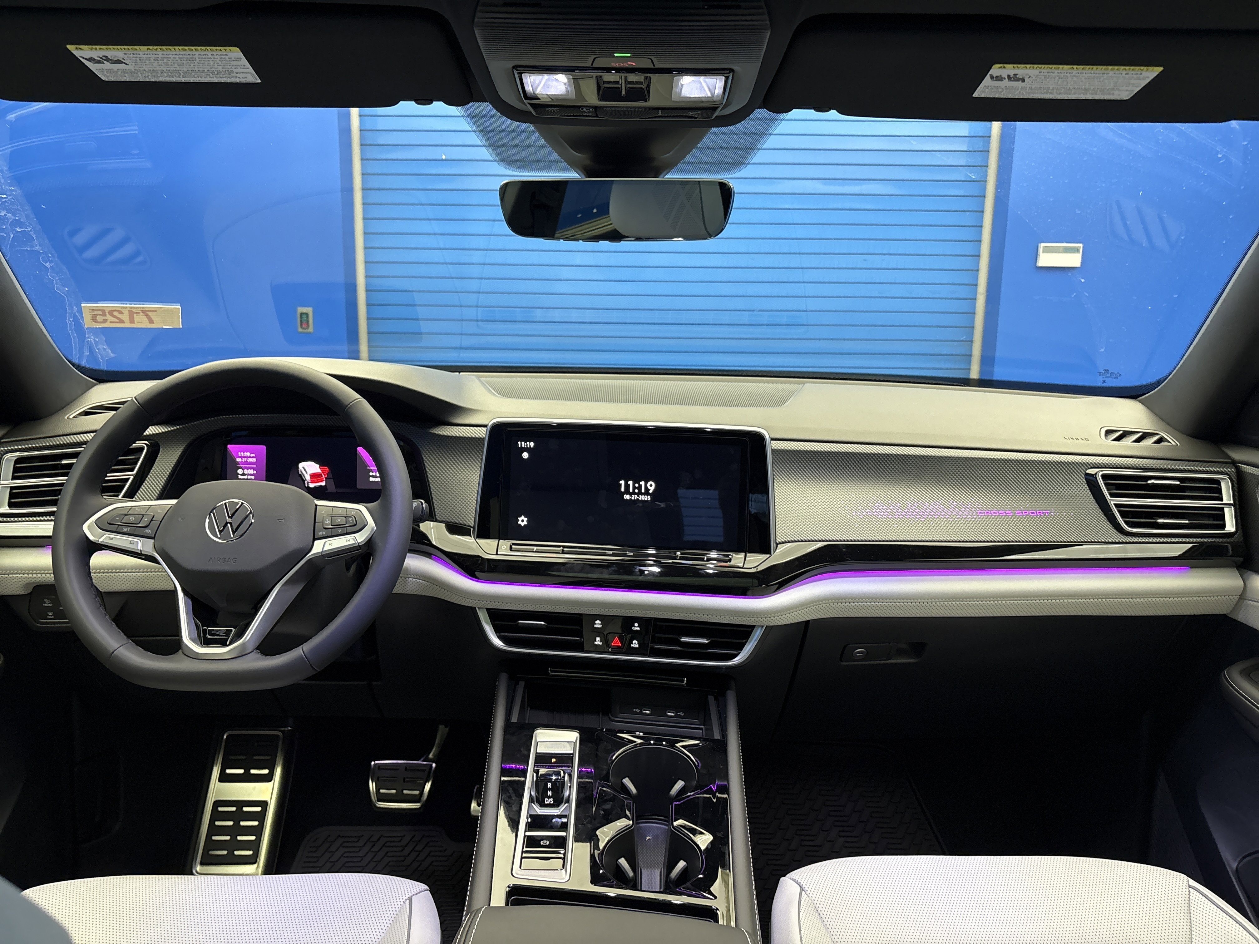 2025 Volkswagen Atlas Cross Sport SEL Premium R-LINE - Photo 28