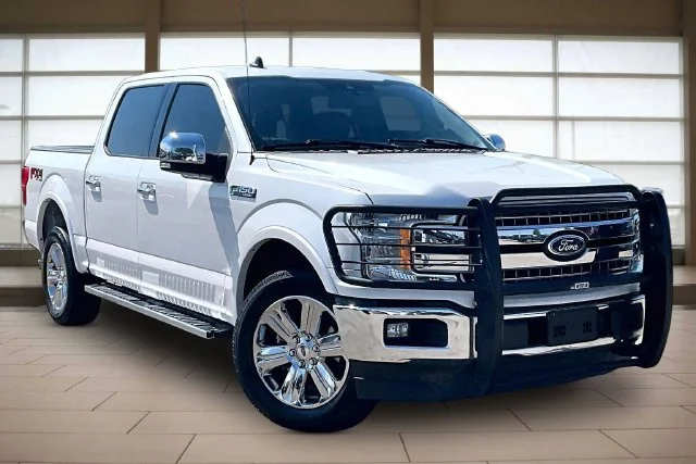 Used 2019 White Ford Lariat image 10