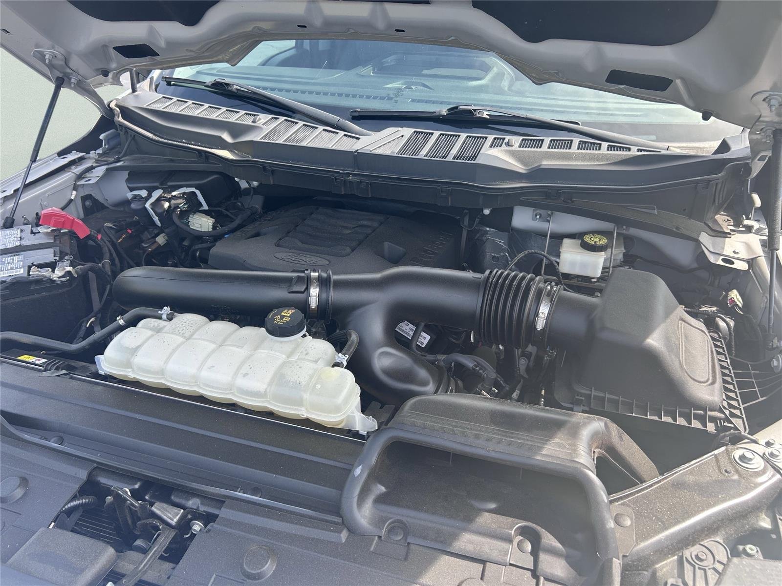 Used 2023 Iconic Silver Ford XLT image 30