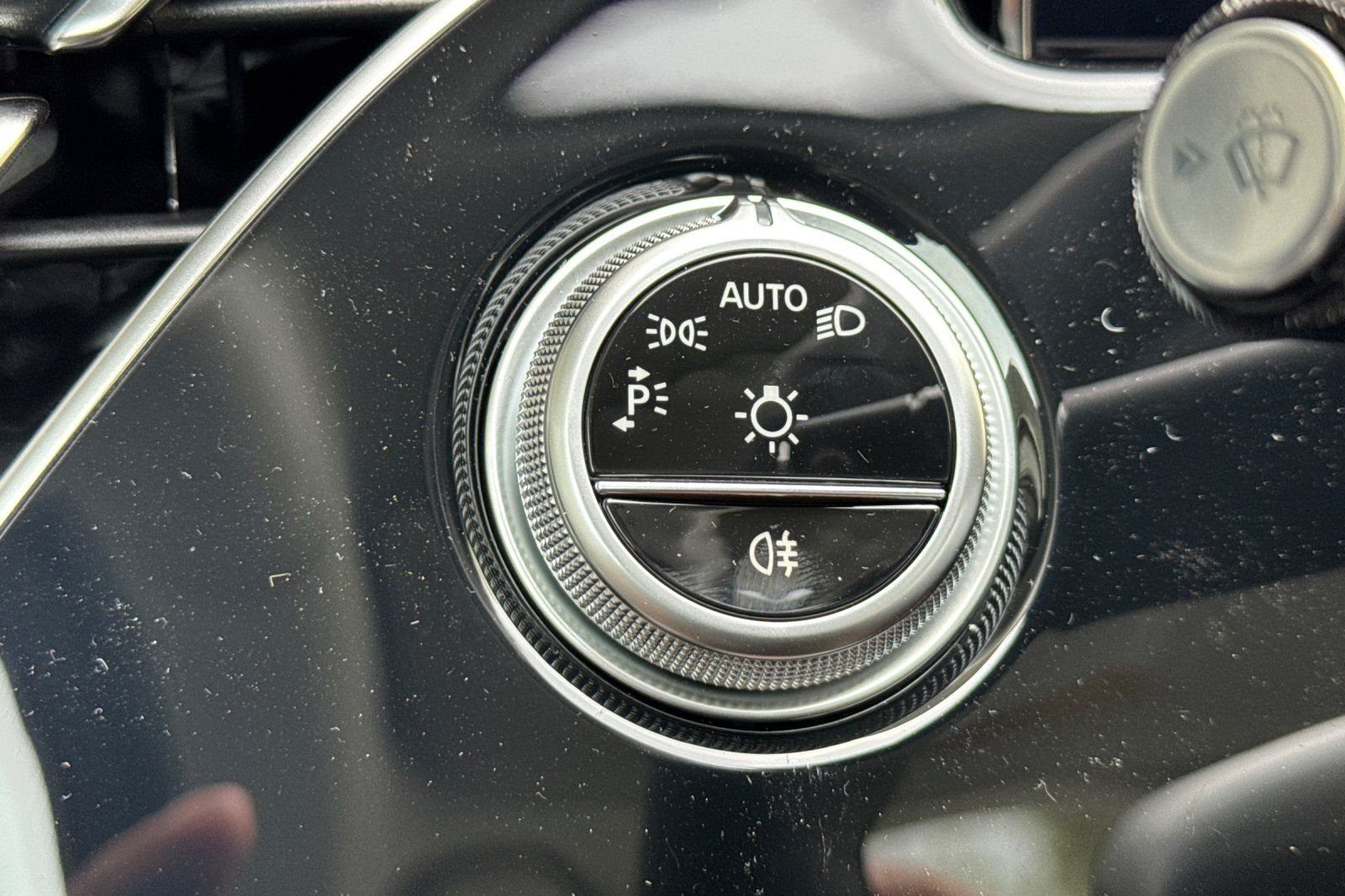 New 2027 Polar White Mercedes-Benz E 450 image 31