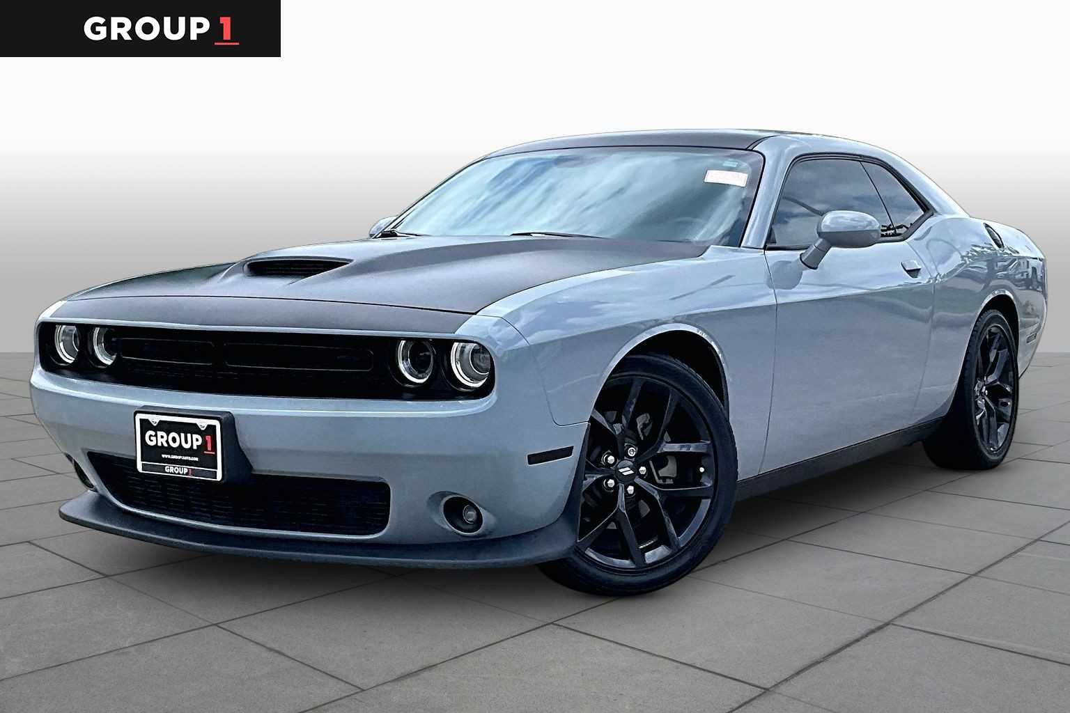 2021 Dodge Challenger GT Auto's photo