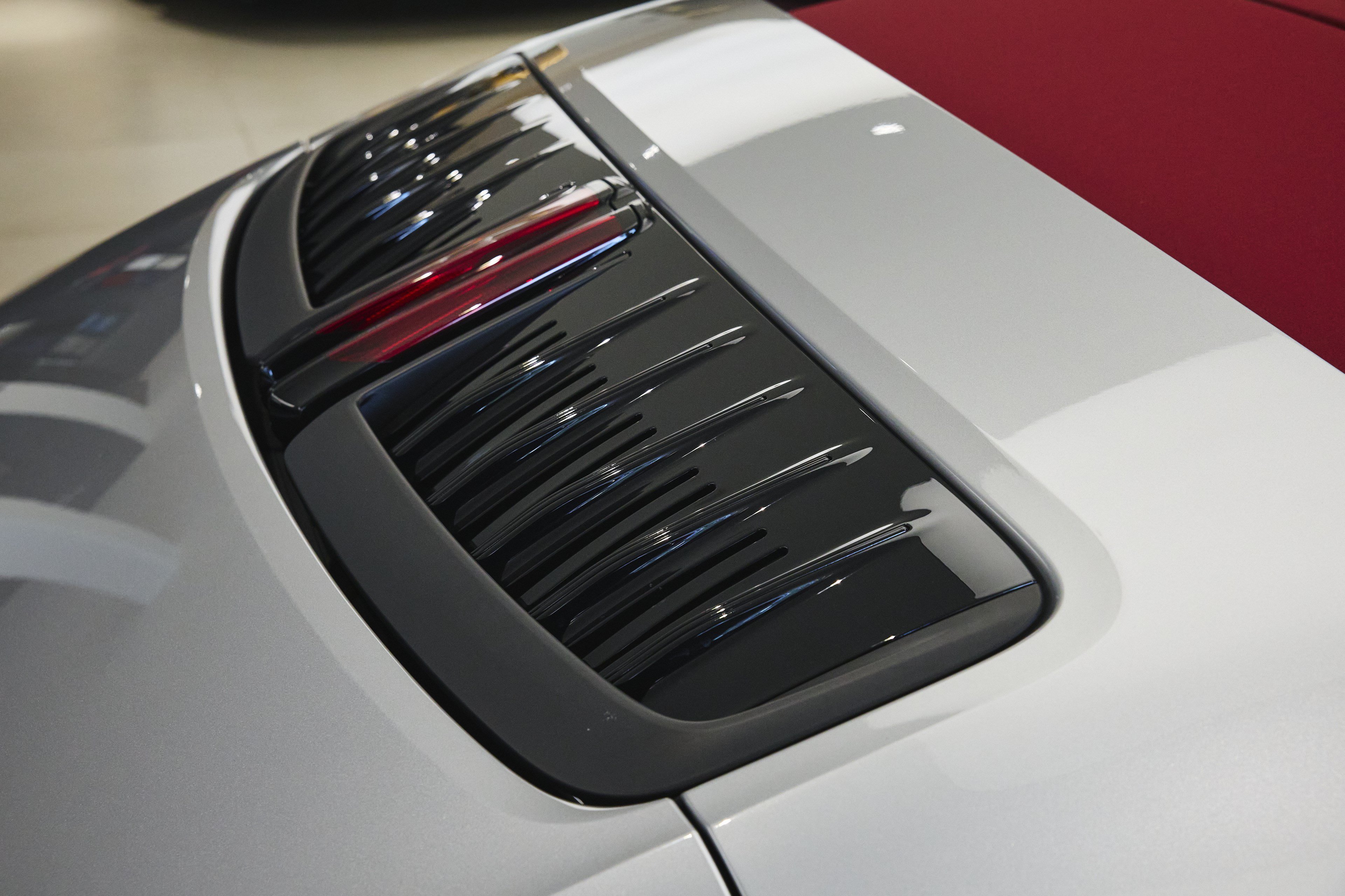 Used 2025 GT Silver Metallic Porsche Carrera image 31