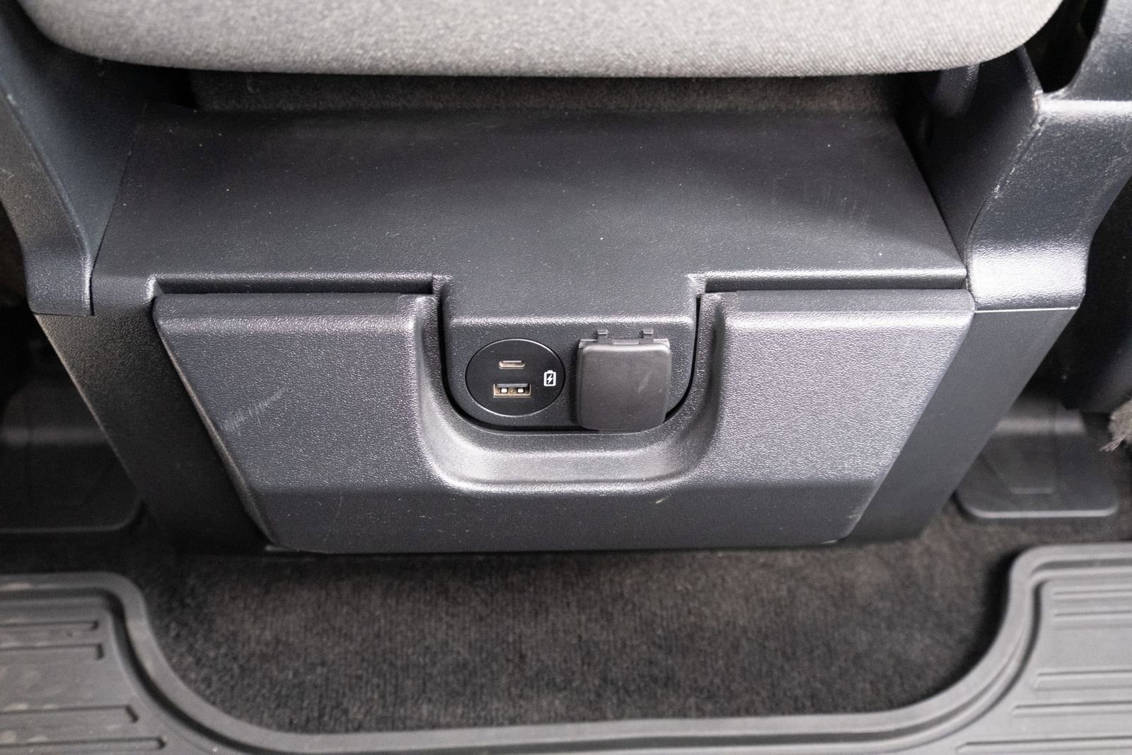 Used 2023  Ford XLT image 14