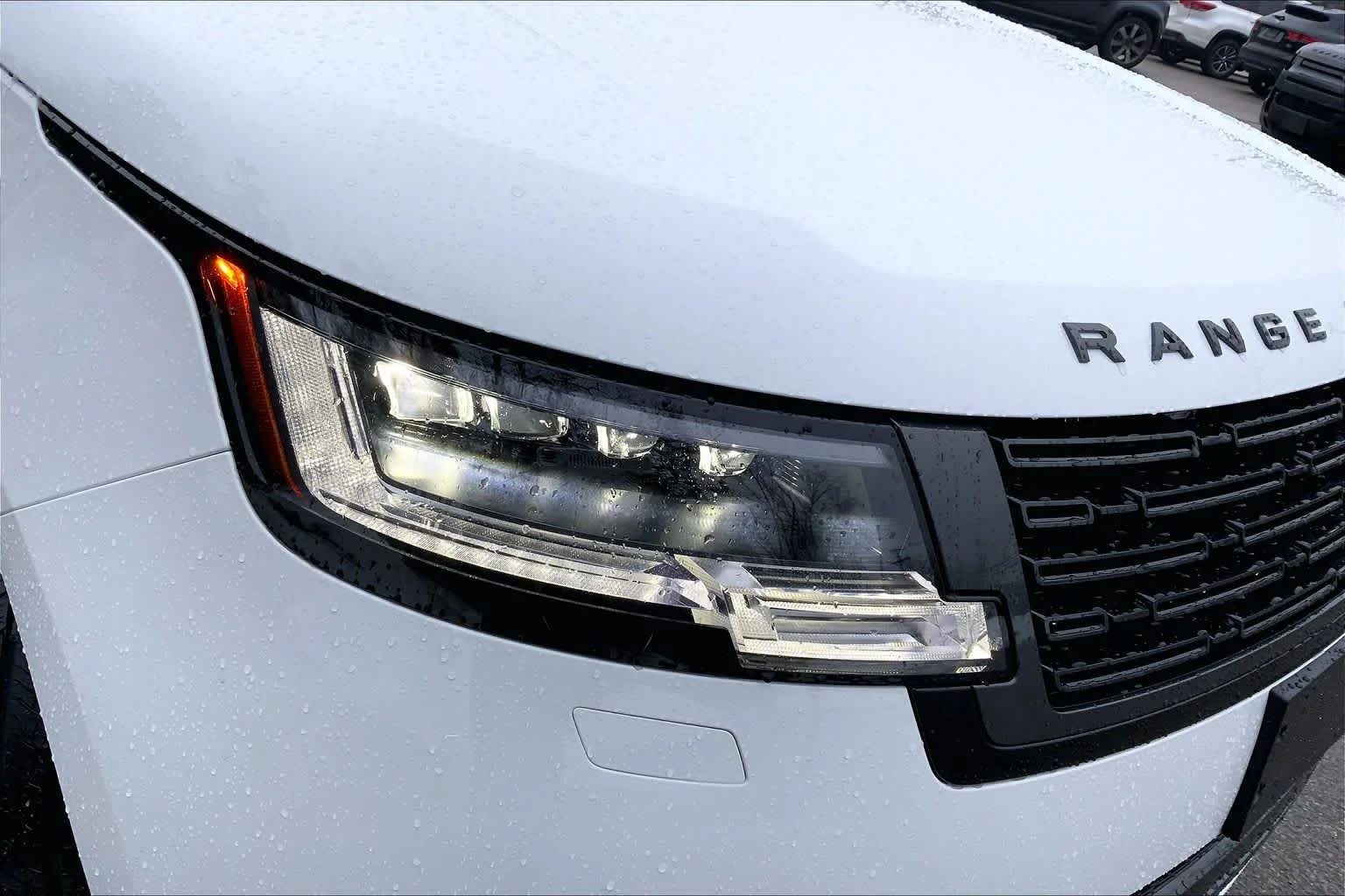 New 2026 Fuji White Land Rover SE image 13