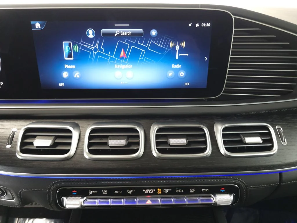 Used 2025 MANUFAKTUR Alpine Gray Mercedes-Benz GLE 63 S AMG® image 16
