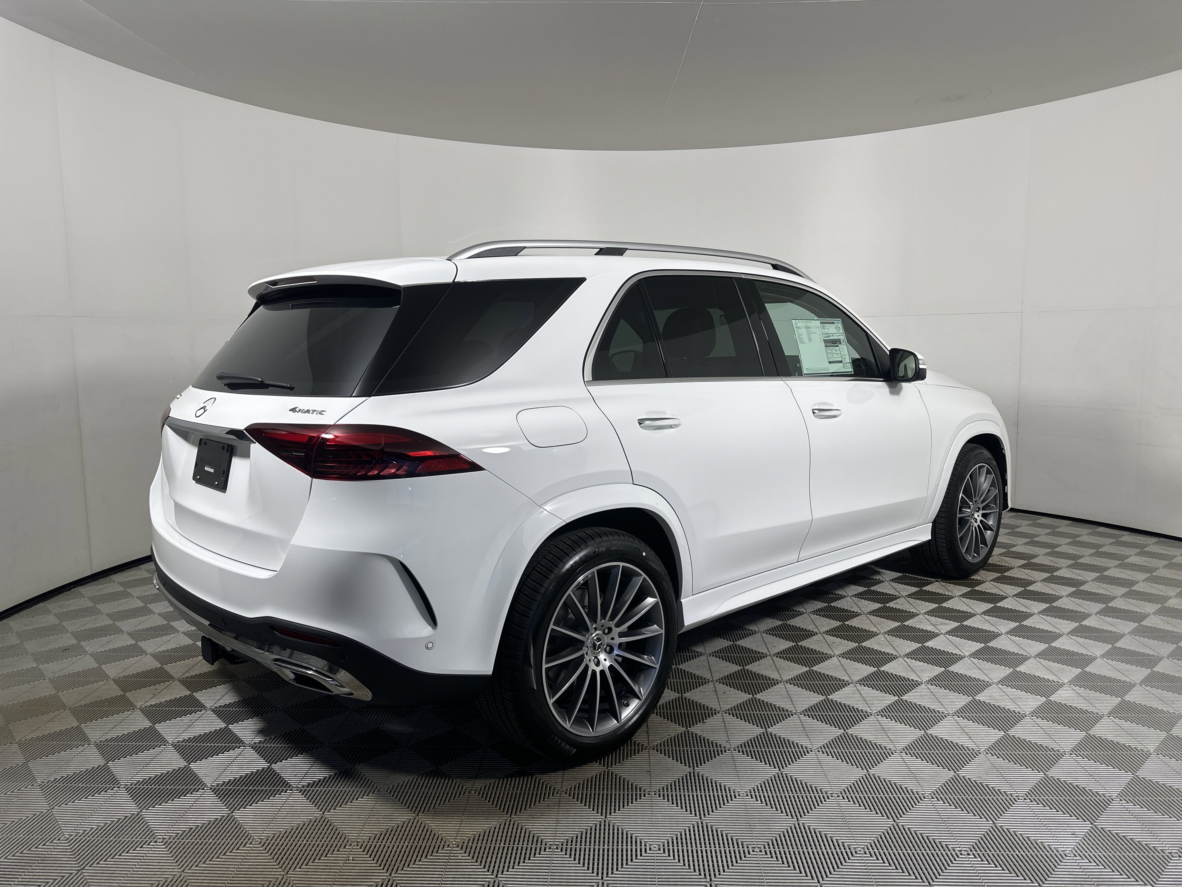 New 2026 POLAR WHITE Mercedes-Benz GLE 350 image 7