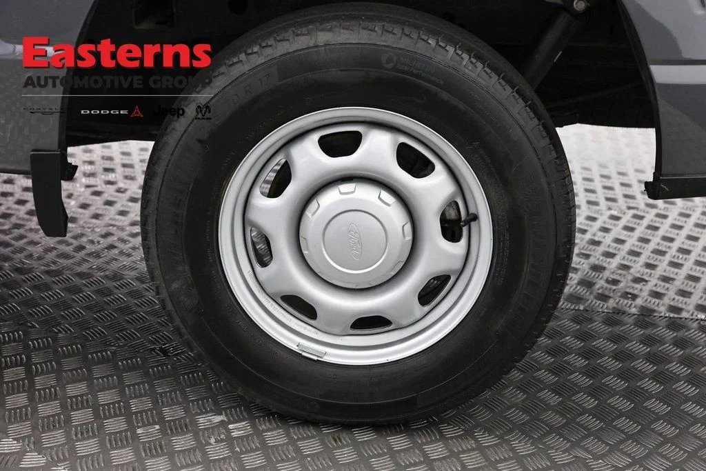 Used 2022 Gray Ford XL image 31