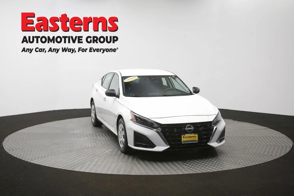 Used 2024 White Nissan 2.5 S image 49