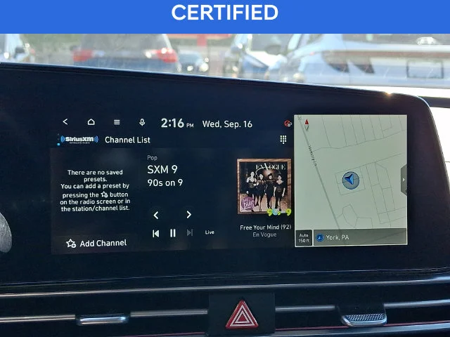Used 2025 Gray Hyundai SEL Convenience image 17