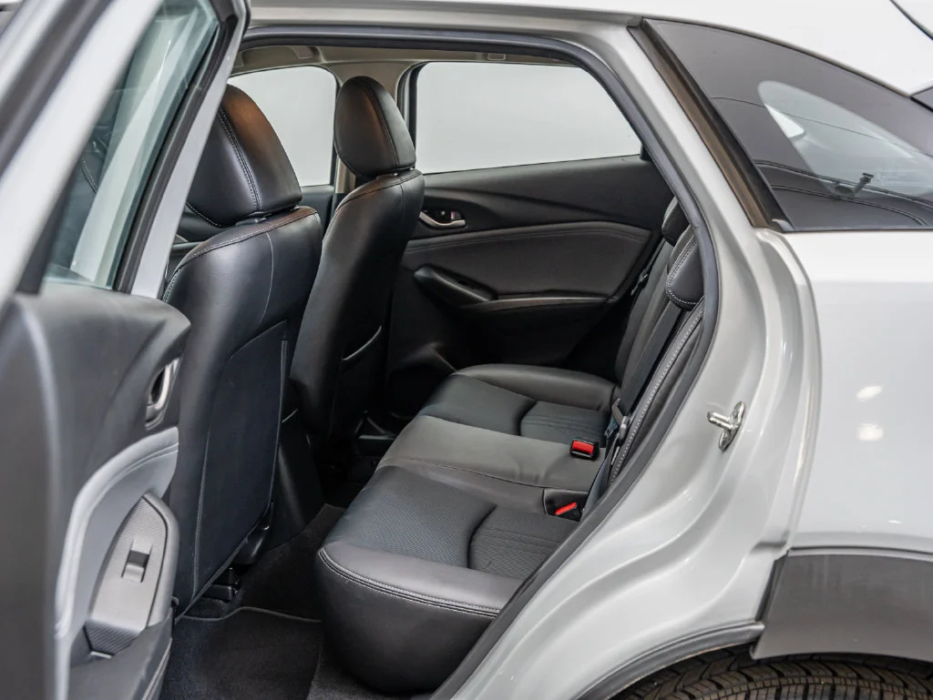 Used 2019 Ceramic Metallic Mazda Touring image 38