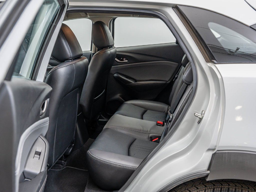 Used 2019 Ceramic Metallic Mazda Touring image 38