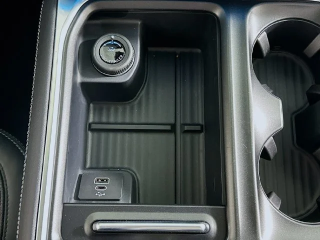 New 2026 Ford Expedition Platinum