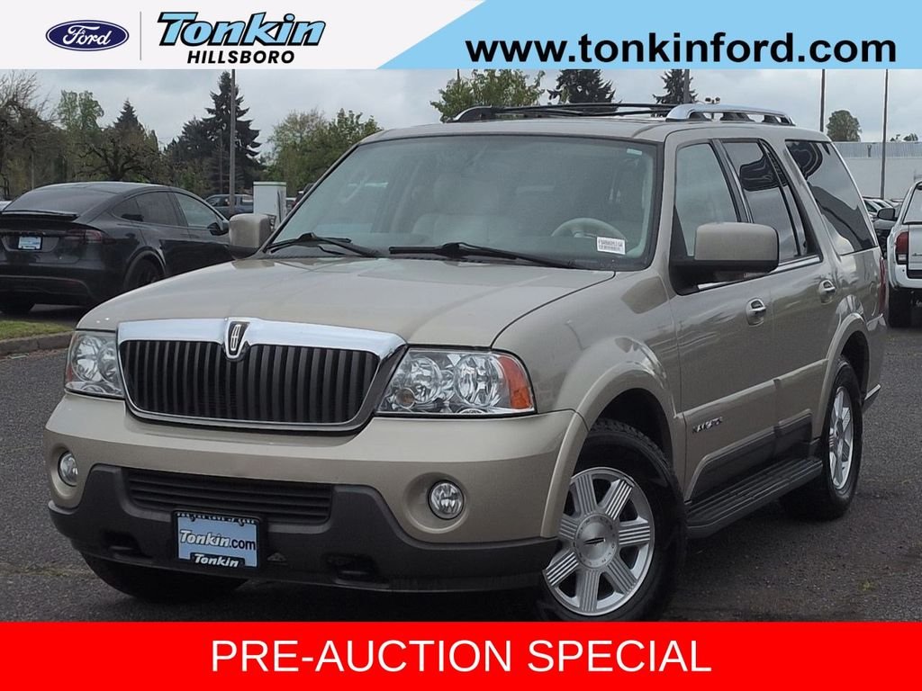 2004 Lincoln Navigator Luxury 4x4's photo