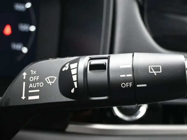 New 2026 White Mitsubishi SE 1.5T 2WD image 21