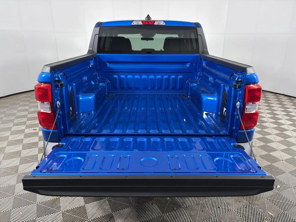 New 2026 Blue Ford XLT image 24