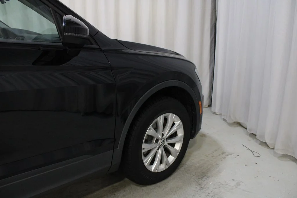 Used 2018 Black Volkswagen 2.0T S image 27
