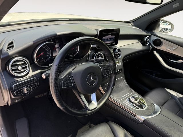 Used 2019 Polar White Mercedes-Benz GLC 300 image 12