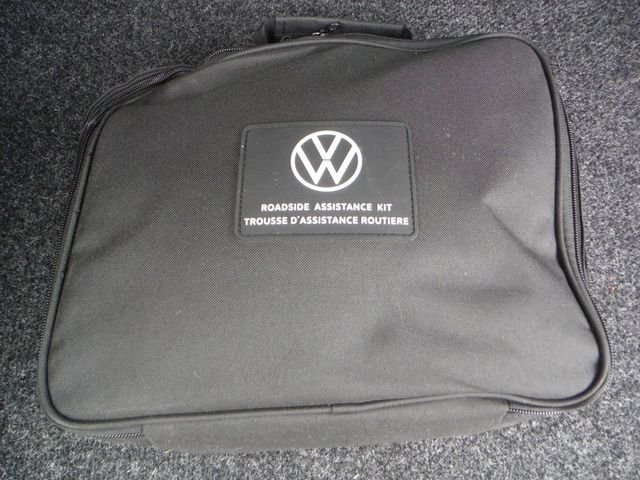 Used 2022  Volkswagen 3.6L V6 SEL image 40