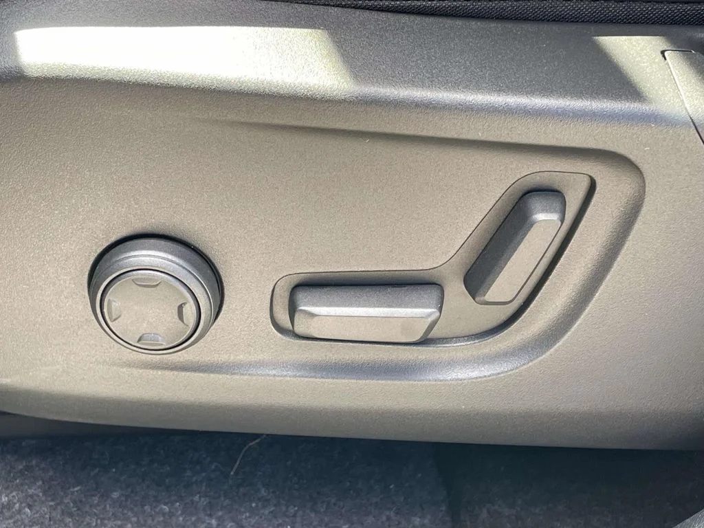 New 2026 Vapour Grey Volvo Ultra image 6