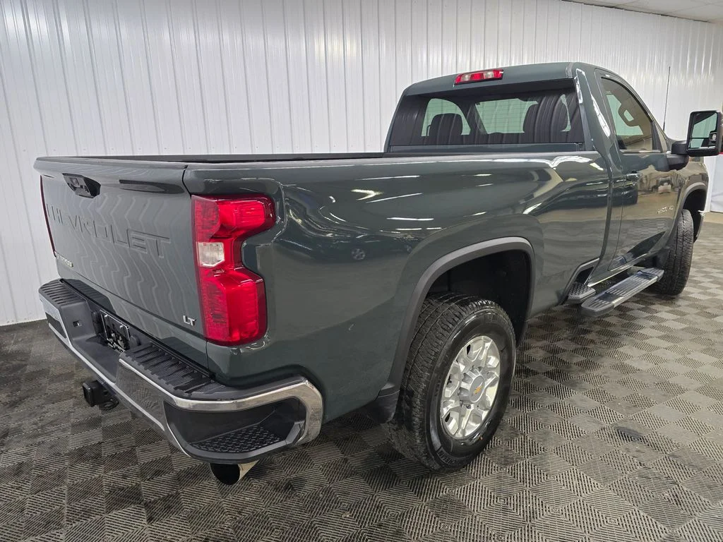 Used 2025 Gray Chevrolet LT image 10