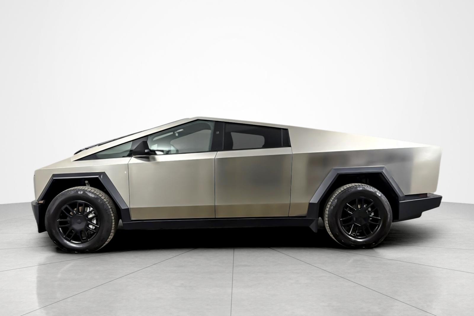 Used 2025 Tesla Cybertruck Base with VIN 7G2CEHED4SA068051 for sale in Beverly Hills, CA