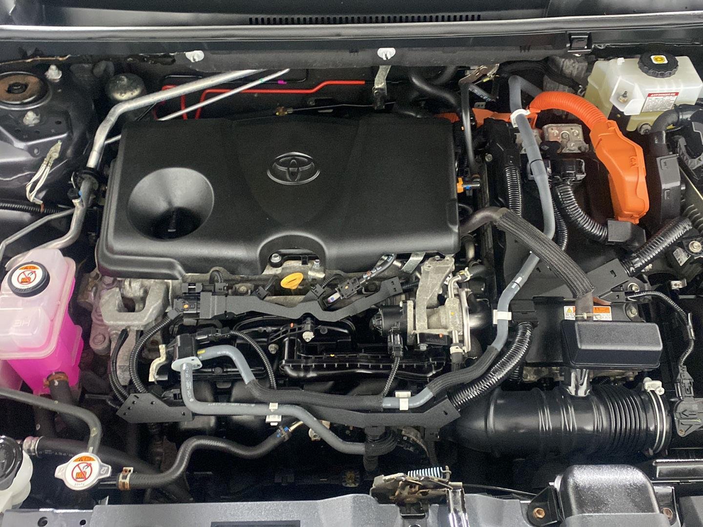 Certified Used 2021 Magnetic Gray Metallic Toyota Hybrid LE image 9