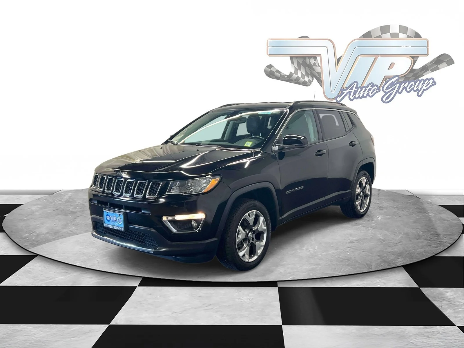 Used 2019 Diamond Black Crystal Pearlcoat Jeep Limited image 4