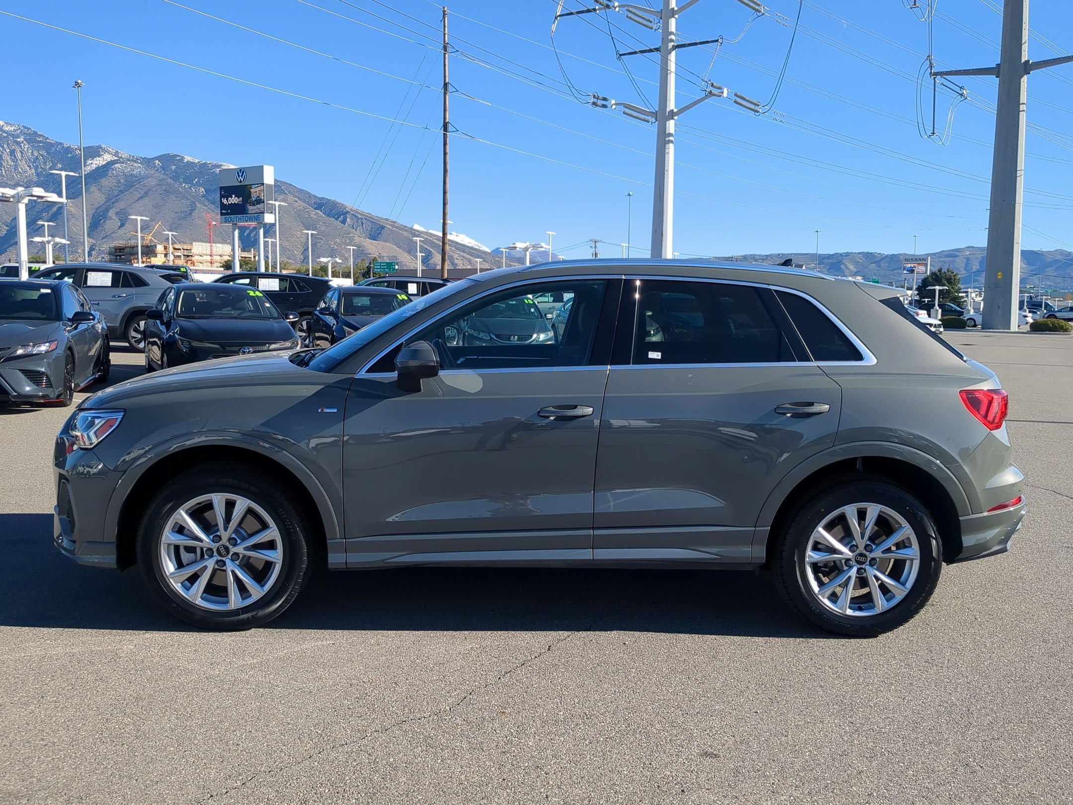 Used 2025 Gray Audi S line Premium image 7