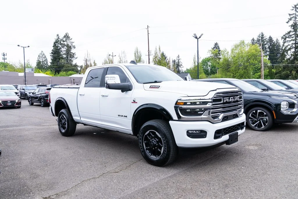 Used 2025 White Ram Laramie image 27