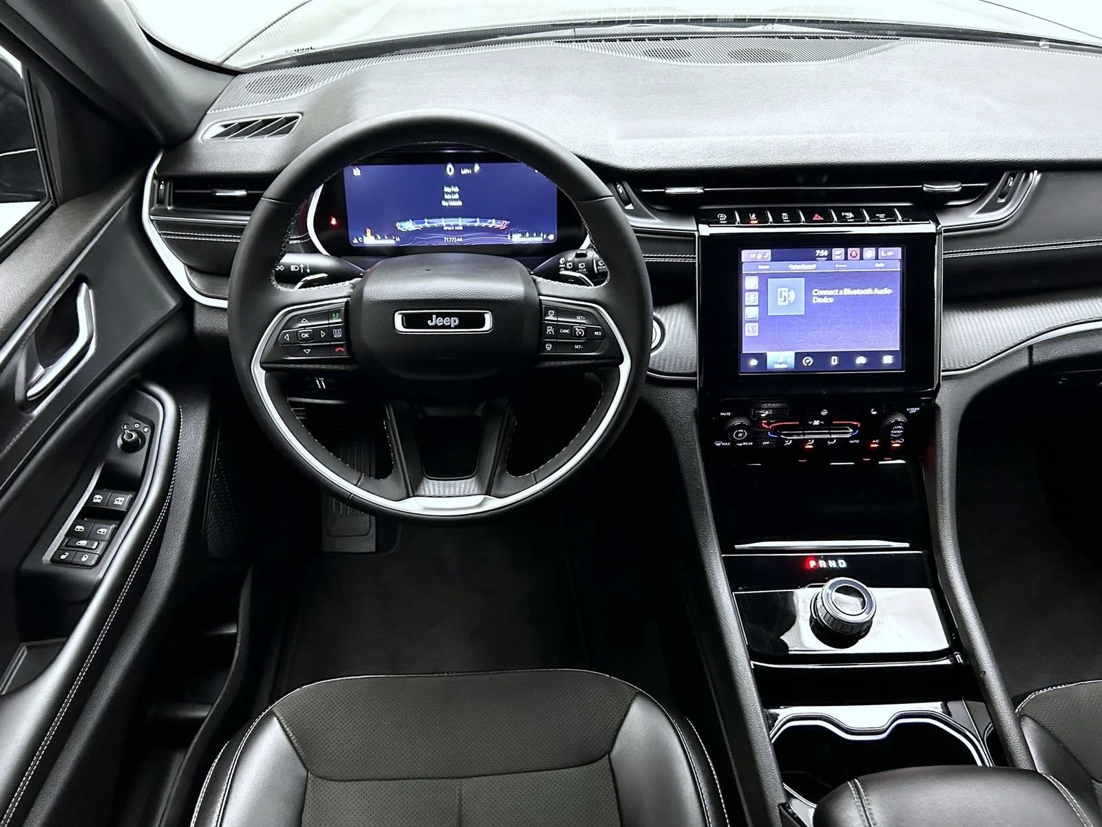 Used 2023 Black Jeep Altitude X image 14