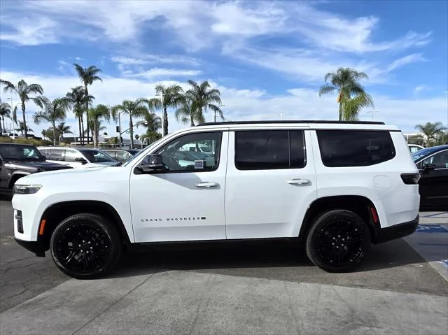 New 2026 Bright White Clear-Coat Exterior Paint Jeep Grand Wagoneer image 2