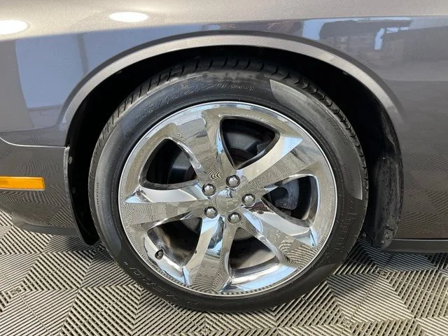 Used 2014 Gray Dodge R/T image 11