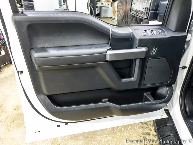 Used 2020 White Ford XLT image 21