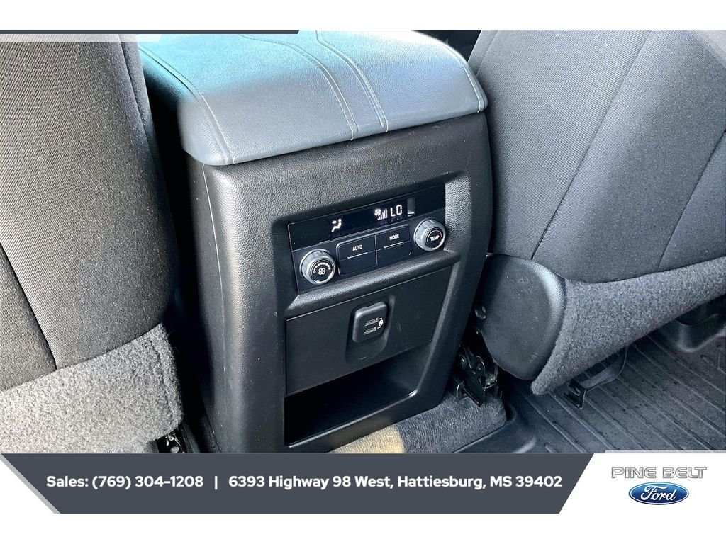 Used 2020 Satin Steel Metallic Chevrolet LT Cloth image 25